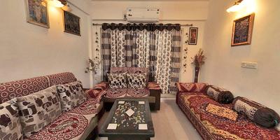 Gallery Cover Image of 1242 Sq.ft 2 BHK Apartment for buy in Silver Coin Apartment, Bodakdev for 5600000