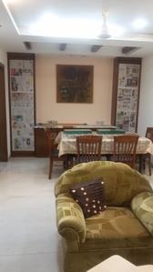 Gallery Cover Image of 1020 Sq.ft 2 BHK Apartment for buy in Cuffe Parade for 58000000