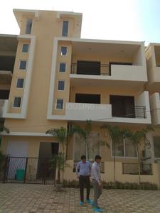 4 BHK फ़्लैट