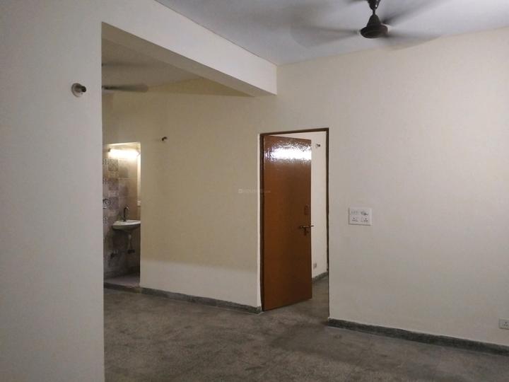 1350 Sqft 3 BHK Flat for sale in Samaj Kalyan Flat Vikaspuri, New