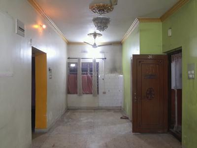 Gallery Cover Image of 850 Sq.ft 2 BHK Apartment for buy in Lake Gardens for 4500000