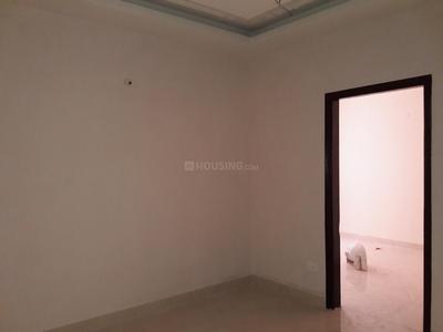 Gallery Cover Image of 900 Sq.ft 2 BHK Apartment for buy in Dayal Bagh Colony for 2500000