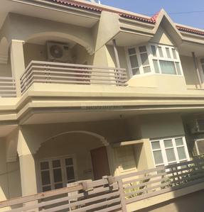 4 BHK Independent House