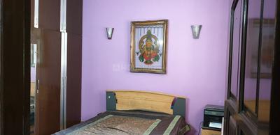 Gallery Cover Image of 1650 Sq.ft 4 BHK Apartment for buy in Vigyapan Lok Apartment , Mayur Vihar Phase 1 for 33000000