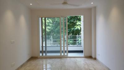 Gallery Cover Image of 2700 Sq.ft 4 BHK Independent Floor for buy in Safdarjung Enclave for 60000000
