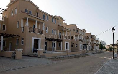 5+ BHK Independent House