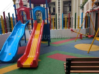 Gallery Cover Image of 1650 Sq.ft 2 BHK Apartment for buy in Andheri West for 26500000