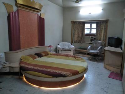 Gallery Cover Image of 101 Sq.ft 1 BHK Independent House for rent in Vastrapur for 15500