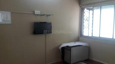 Gallery Cover Image of 1050 Sq.ft 2 BHK Apartment for rent in Ghatkopar West for 32000
