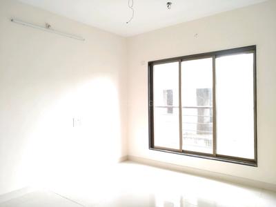 Gallery Cover Image of 640 Sq.ft 1 BHK Apartment for buy in Malad West for 11500000