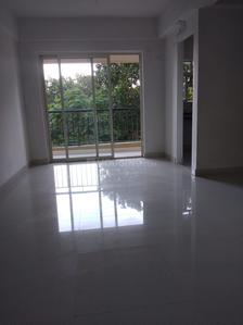 Gallery Cover Image of 1350 Sq.ft 3 BHK Apartment for buy in Silver Glory, Lake Town for 6500000