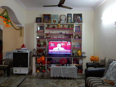 5+ BHK Independent House