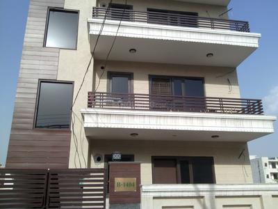 4 BHK Independent Builder Floor