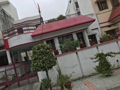 Gallery Cover Image of 2000 Sq.ft 3 BHK Independent House for buy in Gomti Nagar for 17000000