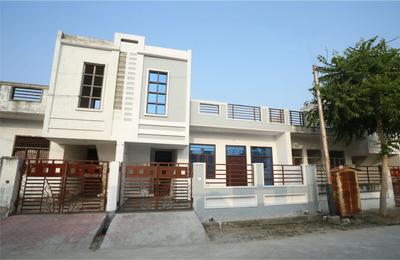 Gallery Cover Image of 1200 Sq.ft 3 BHK Independent House for buy in Shamsabad for 3399000