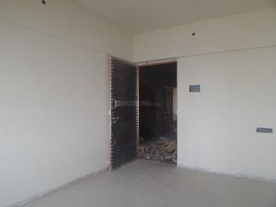 Gallery Cover Image of 650 Sq.ft 1 BHK Apartment for buy in Dahisar East for 8000000