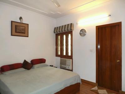 Gallery Cover Image of 1100 Sq.ft 3 BHK Apartment for buy in Alaknanda for 19000000