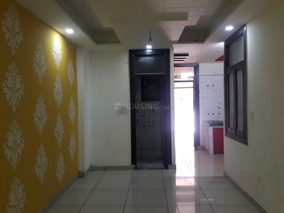 Gallery Cover Image of 900 Sq.ft 2 BHK Apartment for buy in Shalimar Garden for 3200000