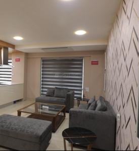 Gallery Cover Image of 1600 Sq.ft 3 BHK Apartment for buy in Malad West for 20000000