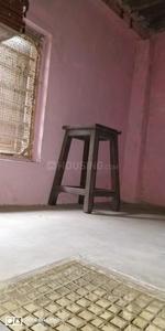 Gallery Cover Image of 250 Sq.ft 1 RK Independent House for rent in Bandra East for 13000