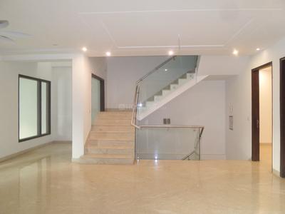 5 BHK Independent House