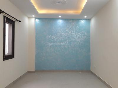 Gallery Cover Image of 750 Sq.ft 2 BHK Apartment for buy in Sultanpur for 3200000