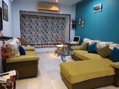 Gallery Cover Image of 920 Sq.ft 2 BHK Apartment for rent in Yashodham Complex, Goregaon East for 50000