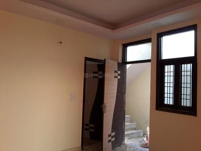 Gallery Cover Image of 750 Sq.ft 2 BHK Apartment for buy in Chhattarpur for 2640000