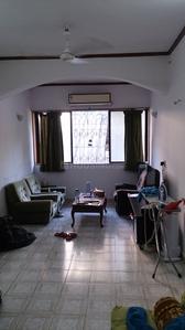 Gallery Cover Image of 670 Sq.ft 1 BHK Apartment for rent in Colaba for 70000