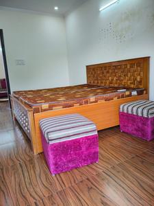 BHK Flat for rent in Katwaria Sarai, South Delhi 800 Sqft