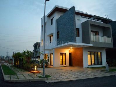 5 BHK Independent House