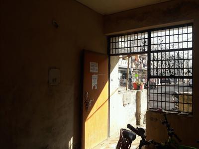 Gallery Cover Image of 540 Sq.ft 1 BHK Independent Floor for buy in Sector 51 for 3000000