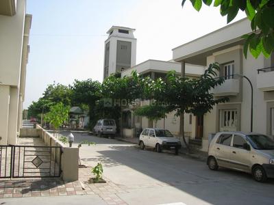 Gallery Cover Image of 1800 Sq.ft 3 BHK Villa for rent in Ghuma for 18001