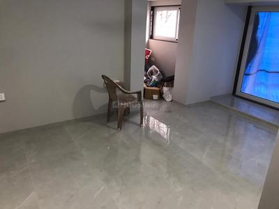 Gallery Cover Image of 1200 Sq.ft 3 BHK Apartment for buy in Vile Parle East for 30000000