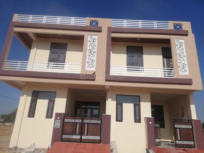 Gallery Cover Image of 1250 Sq.ft 3 BHK Independent House for buy in Jamna Puri for 3200000