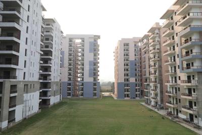 4 BHK फ़्लैट