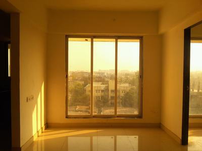 Gallery Cover Image of 1000 Sq.ft 2 BHK Apartment for buy in Chembur for 20000000