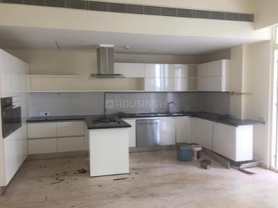 Gallery Cover Image of 6500 Sq.ft 5 BHK Apartment for rent in Mahagun Marvella, Sector 78 for 105000