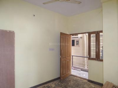 Gallery Cover Image of 750 Sq.ft 2 BHK Apartment for rent in Soundarya Layout for 14000