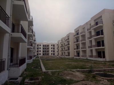 Gallery Cover Image of 1000 Sq.ft 3 BHK Apartment for buy in Partapur for 3000000
