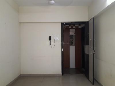 Gallery Cover Image of 600 Sq.ft 1 BHK Apartment for buy in Kandivali West for 8800000