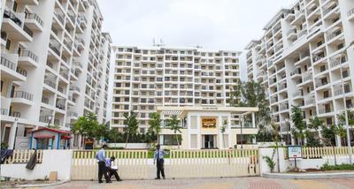 Gallery Cover Image of 1680 Sq.ft 3 BHK Apartment for buy in Wagholi for 7450000