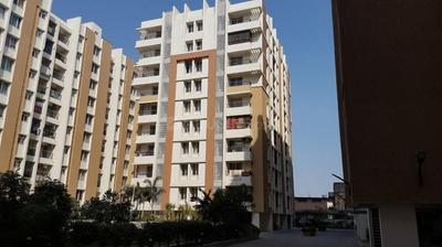 Gallery Cover Image of 1140 Sq.ft 2 BHK Apartment for buy in Porur for 6700000