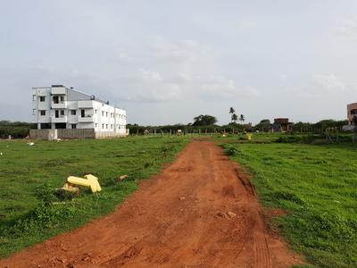 Gallery Cover Image of Sq.ft Residential Plot for buy in Redhills for 1560000