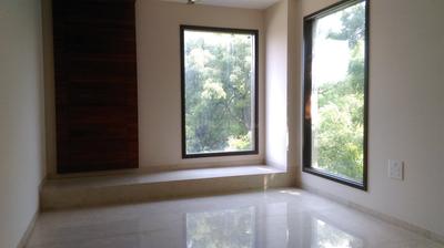 Gallery Cover Image of 9000 Sq.ft 5+ BHK Independent House for buy in Sat Bari for 140000000