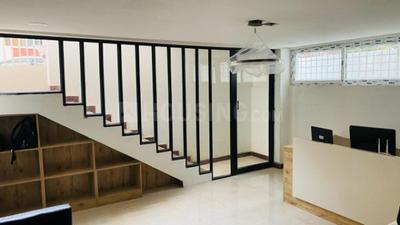 Gallery Cover Image of 1275 Sq.ft 3 BHK Apartment for buy in Old Shinde Building, Ulsoor for 25000000