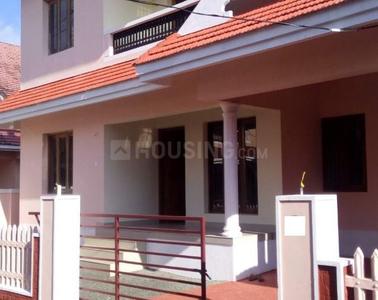 Gallery Cover Image of 1760 Sq.ft 3 BHK Independent House for buy in Thrippunithura for 6500000