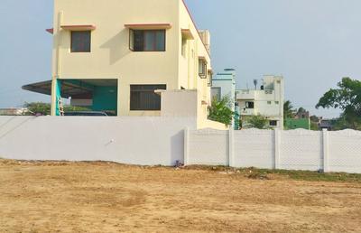 Gallery Cover Image of Sq.ft Residential Plot for buy in Tharapakkam for 1900000