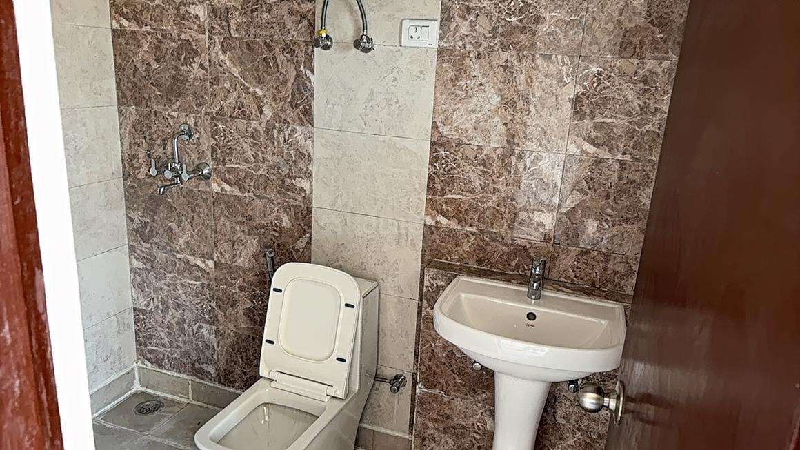 Palm Marina Suites Phase 1 - Image 6