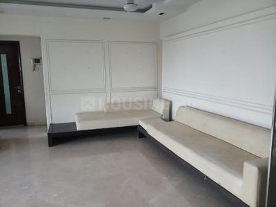 Gallery Cover Image of 2000 Sq.ft 4 BHK Apartment for rent in Khar East for 250000